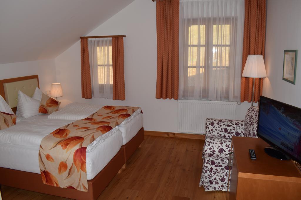 Villa Frischmuth Am See Altaussee Bagian luar foto