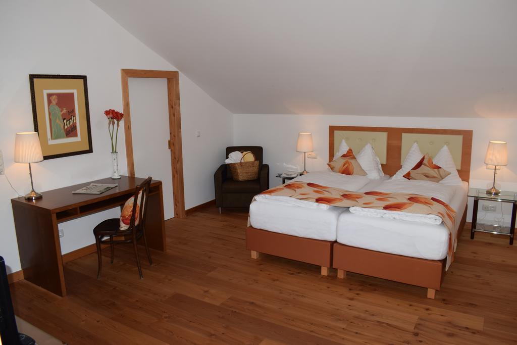 Villa Frischmuth Am See Altaussee Bagian luar foto